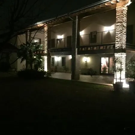 住宿加早餐酒店 Cascina Quaderna 卡斯泰内多洛