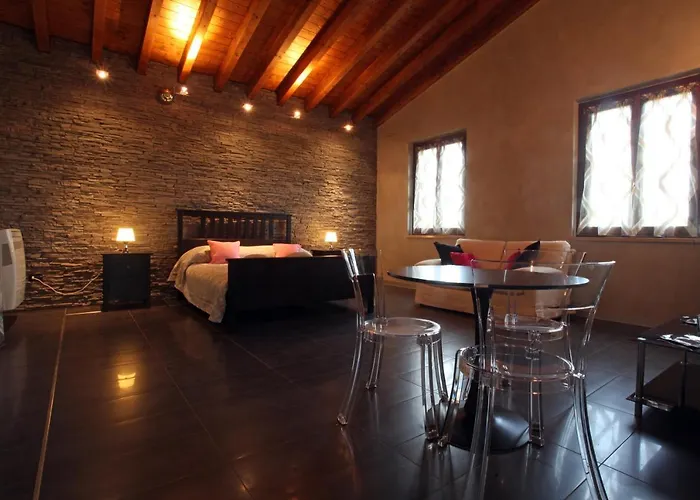 Cascina Quaderna 4*