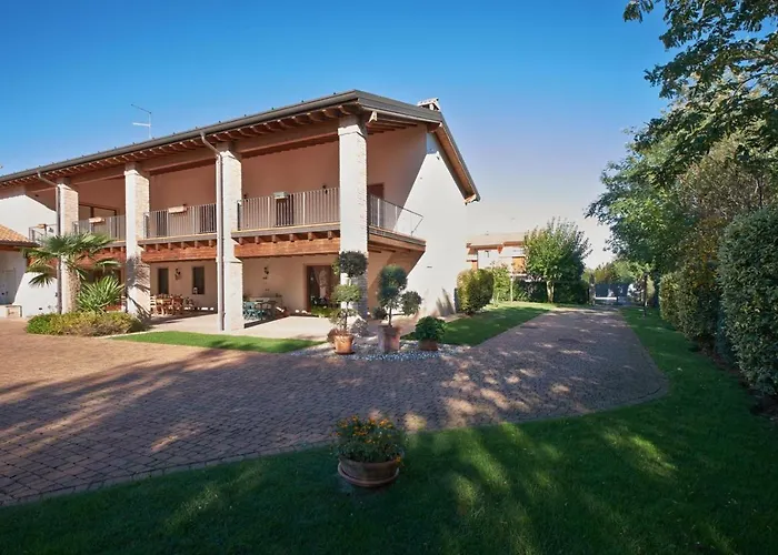 Cascina Quaderna 4* Castenedolo